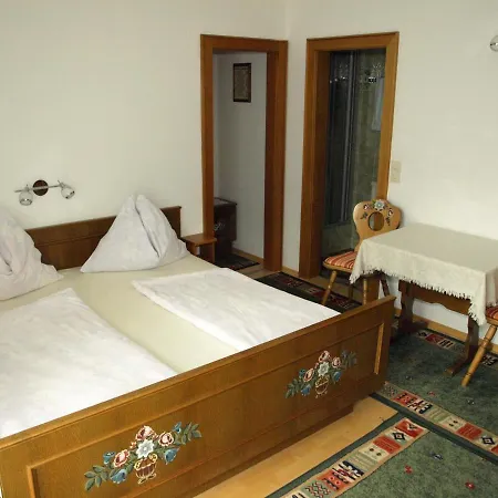 Fruehstueckspension Kaerntnerhof Konukevi Malta