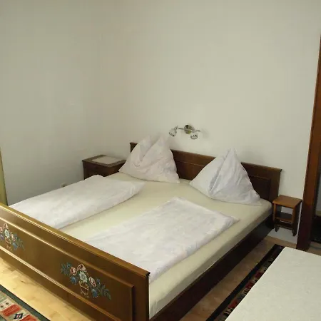 Fruehstueckspension Kaerntnerhof Malta